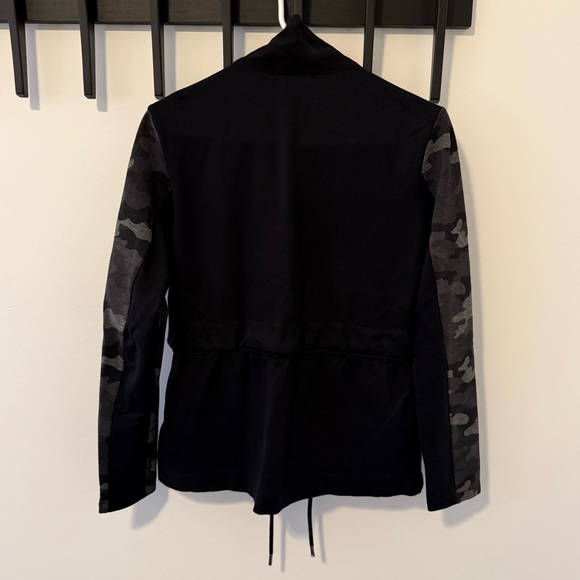 CAbi ATC Jacket - Picture 5 of 6